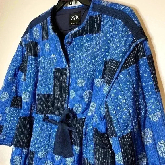 Zara Vented Padded Jacket Patchwork Quilted
Coat | Blue | Tie Waist - Picture 3 of 6